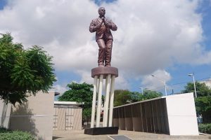 estatua-del-joe-arroyo